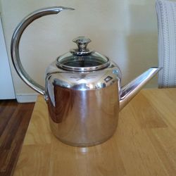 Nwob Calphalon Stainless Steel 2 QT Tea Kettle
