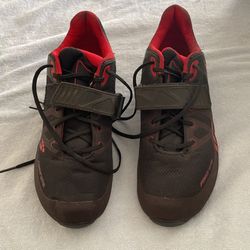 Innov8 Weightlifting Shoes 