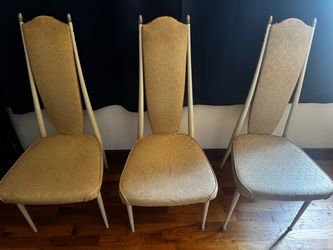 Free Chairs