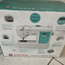 Singer Stylist 7258 Sewing Machine