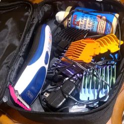 Wahl Color Pro Cordless Rechargeable Hair Clipper and Trimmer kit $20 In Cerritos Pick Up Now.  Moving Must Go