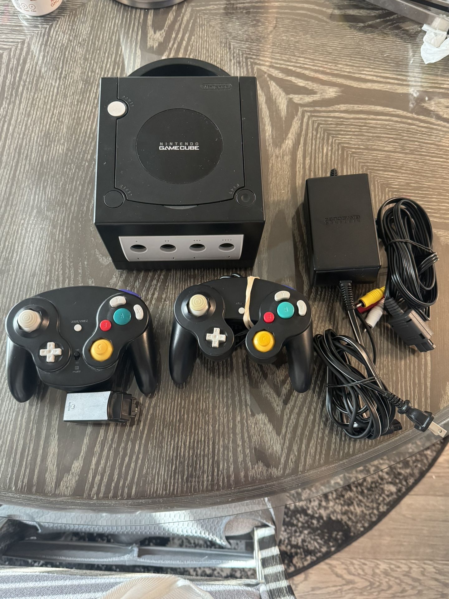 Nintendo GameCube. All Cables. 2 Controllers And RE4 Game