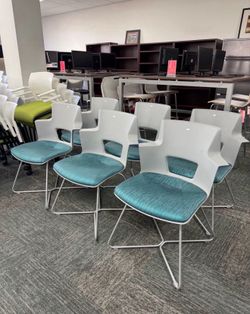 Steelcase Shortcut Office Chairs / Guest Seating