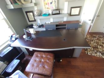 Zuri Executive Kennedy Desk