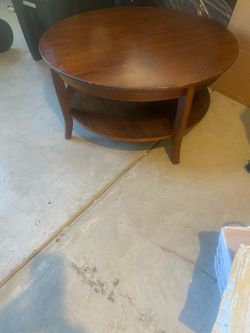 Round cherry coffee table