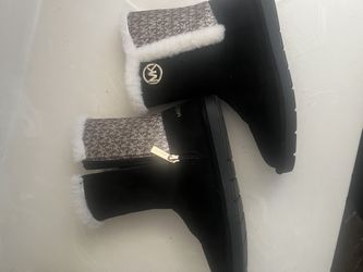 Michael Kors Uggs