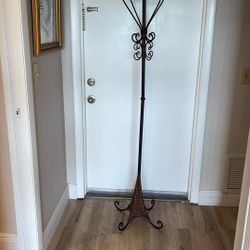  Coat Tree