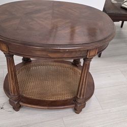 Ethan Allen British Classics Freeport Accent Oval End Table