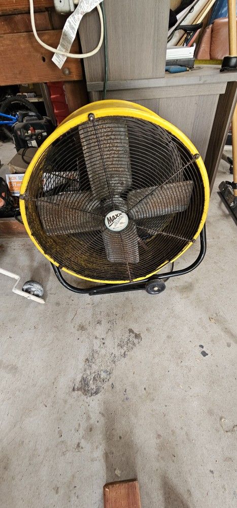Commercial 26in Fan
