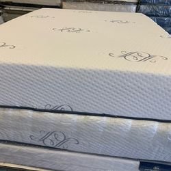 MATTRESS AND FURNITURE GREAT QUALITY