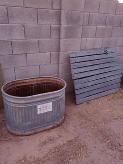 Metal trough/ Gardening only & Wood gate ready to go!Make offer