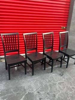 Classic Wilmington Slat BackDining Chairs (Set of 4)