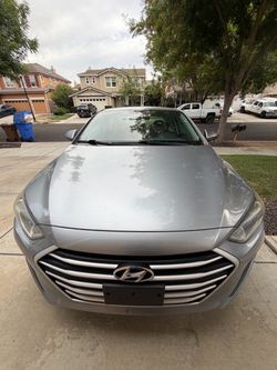 Hyundai Elantra Sedan