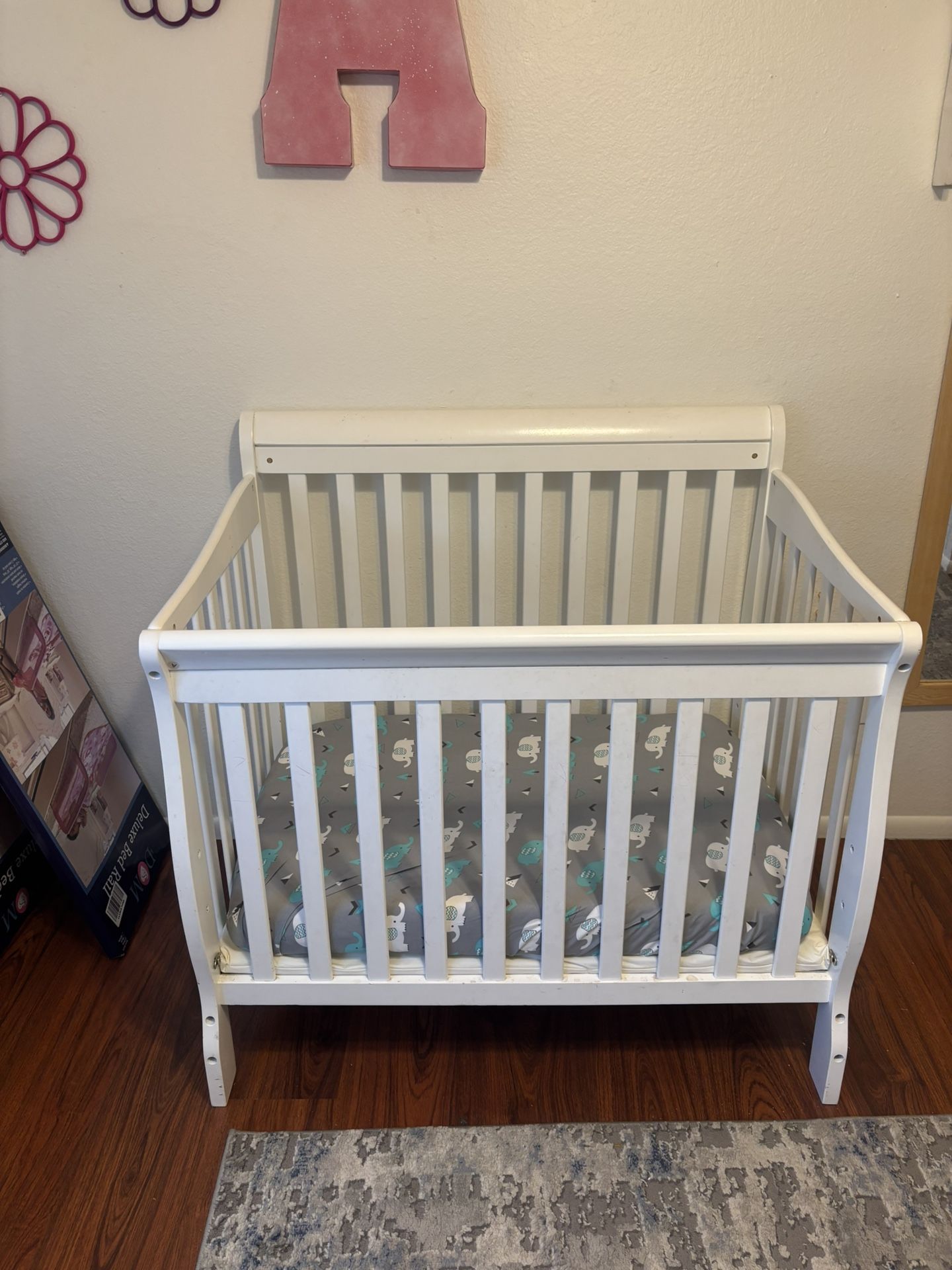 Mini Crib