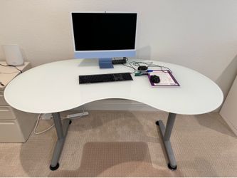 Beautiful Modern Curved Glass Top computer Desk