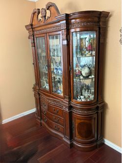 Moving sale, must go this weekend - China caninet