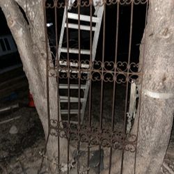 VICTORIAN IRON ANTIQUE FENCE PANEL!!!!