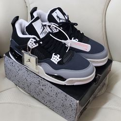 Jordan 4 Retro