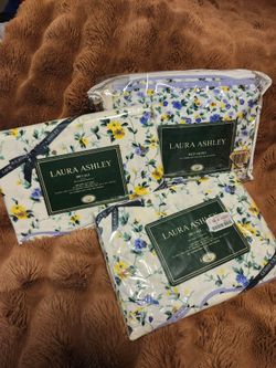 Vintage 1988 Laura Ashley King Size Bedsheet Set, "Polyanthus Sapphire" Pattern Cottagecore