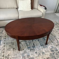 Ovale Coffee Table 45x30 Inch 