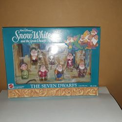 Walt Disney The Seven Dwarfs by Mattel