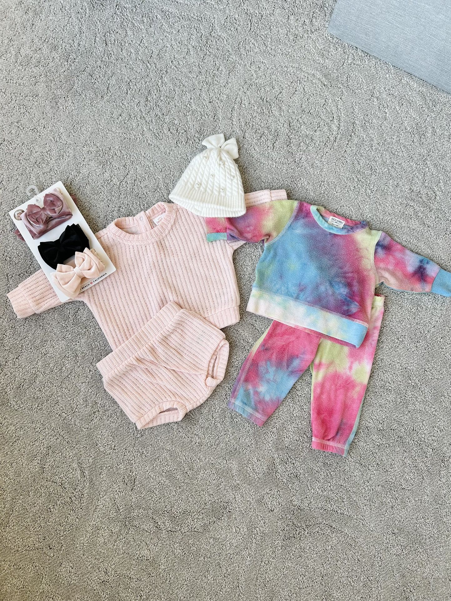 6-9 Months Matching Sets - Baby girl