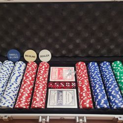 Poker Chips 500 pcs w Card And Dice 
