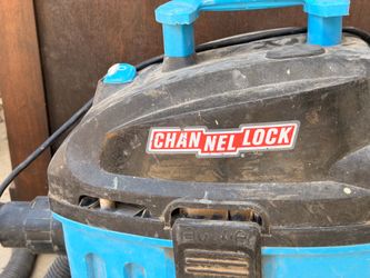 VACUUM SHOP VAC