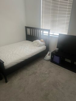 Bedroom set