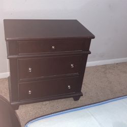 Small Dresser 