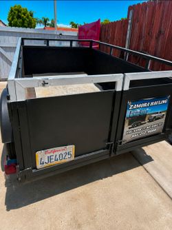 Electric Dump Trailer - Like New - New Battery & New Tires