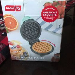 MINI WAFFLES MAKER 