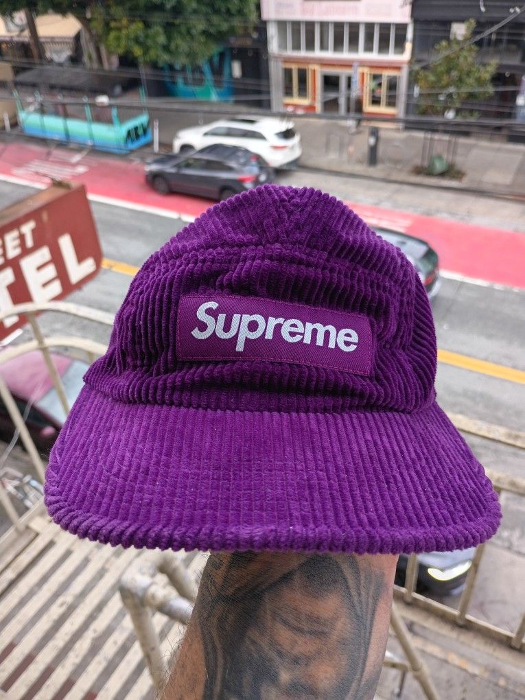 Supreme Hat