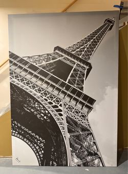 Large Eiffel Tower Black & White Canvas Print
