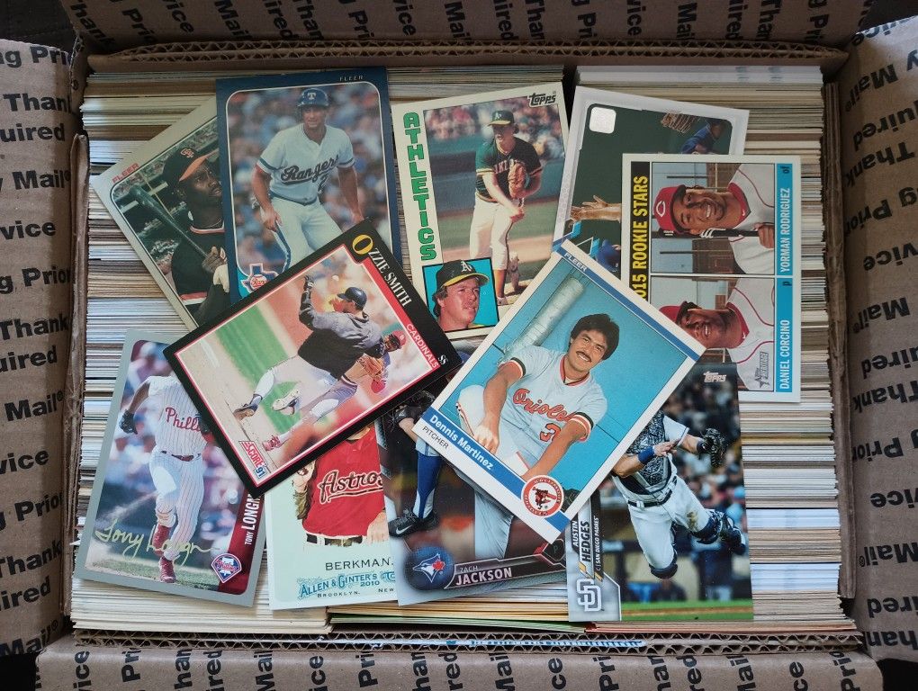 Baseball Mystery Box - Flat Rate Shipping Box Chuck-Full of Cards!!!