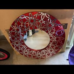 Pre- owned Pier  21 In New Oval shape mirror  Asking price 125.00 or your best offer  Pick up in Powder Springs Ga 30127  