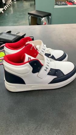Tommy Hilfiger