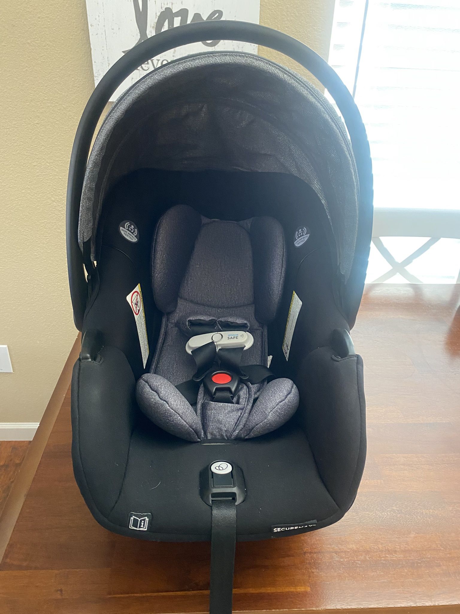 Evenflo SecureMax Car Seat