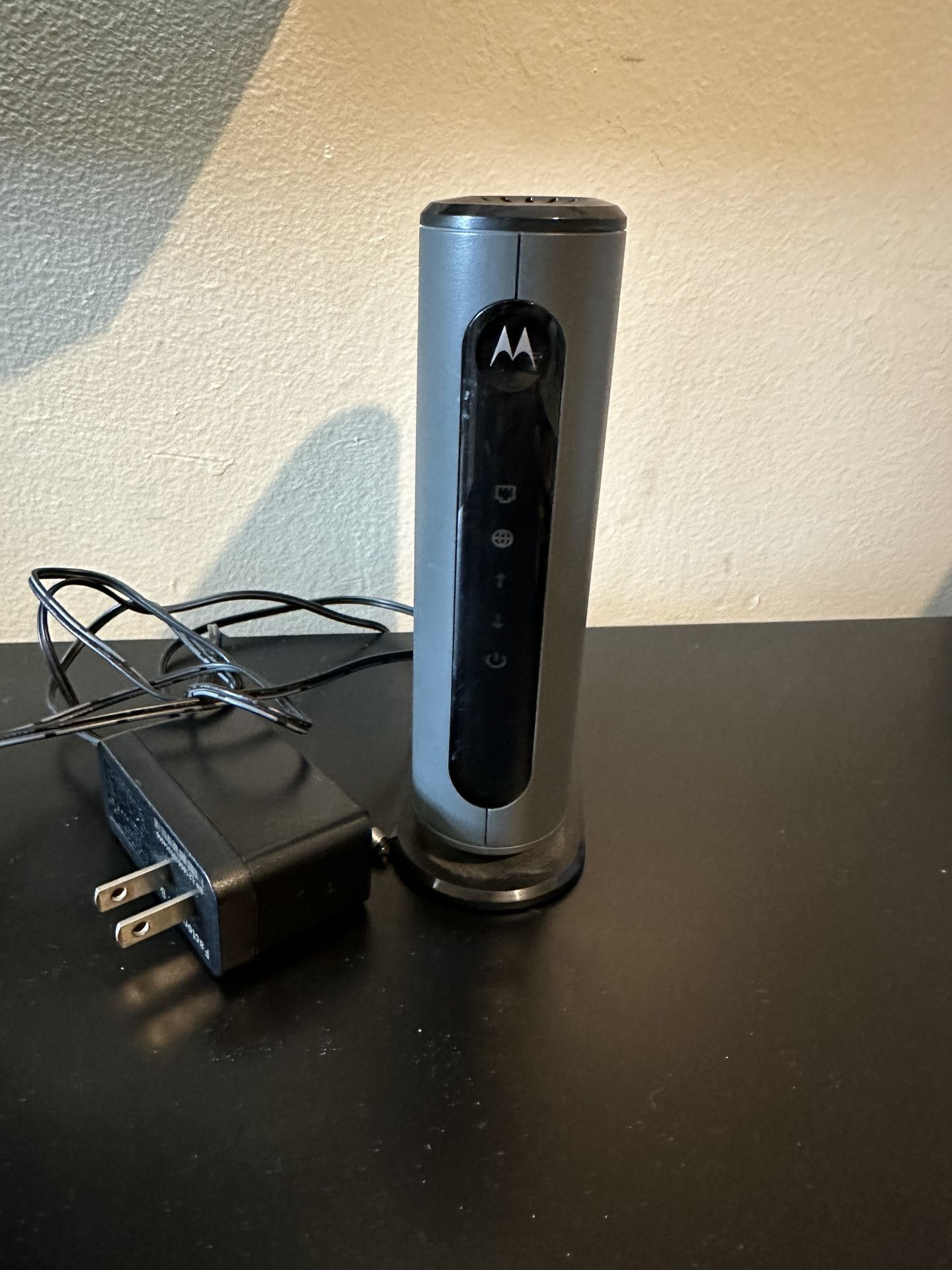 Motorola DOCSIS 3.0 Modem Model MB7420