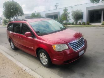 Chrysler town and country