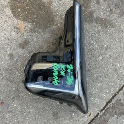 2014-25 KIA SORRENTO LF HEADLIGHT FULL LED OEM 