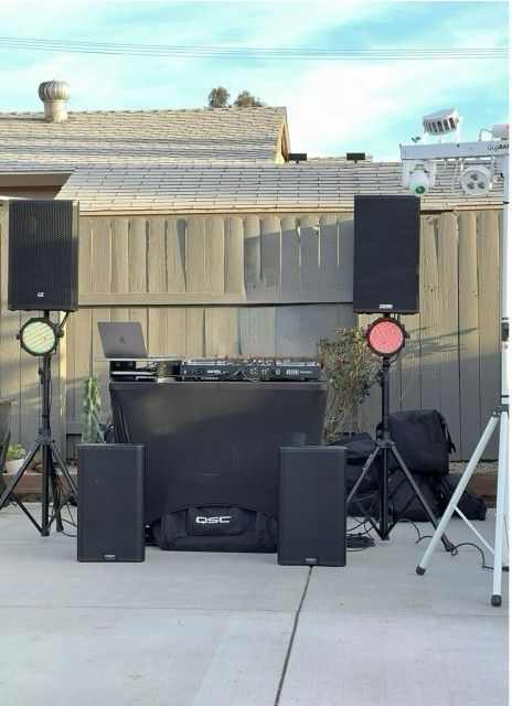 QSC DJ SPEAKERS & CONTROLLER 