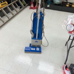 Windsor Versamatic Vacuum Cleaner