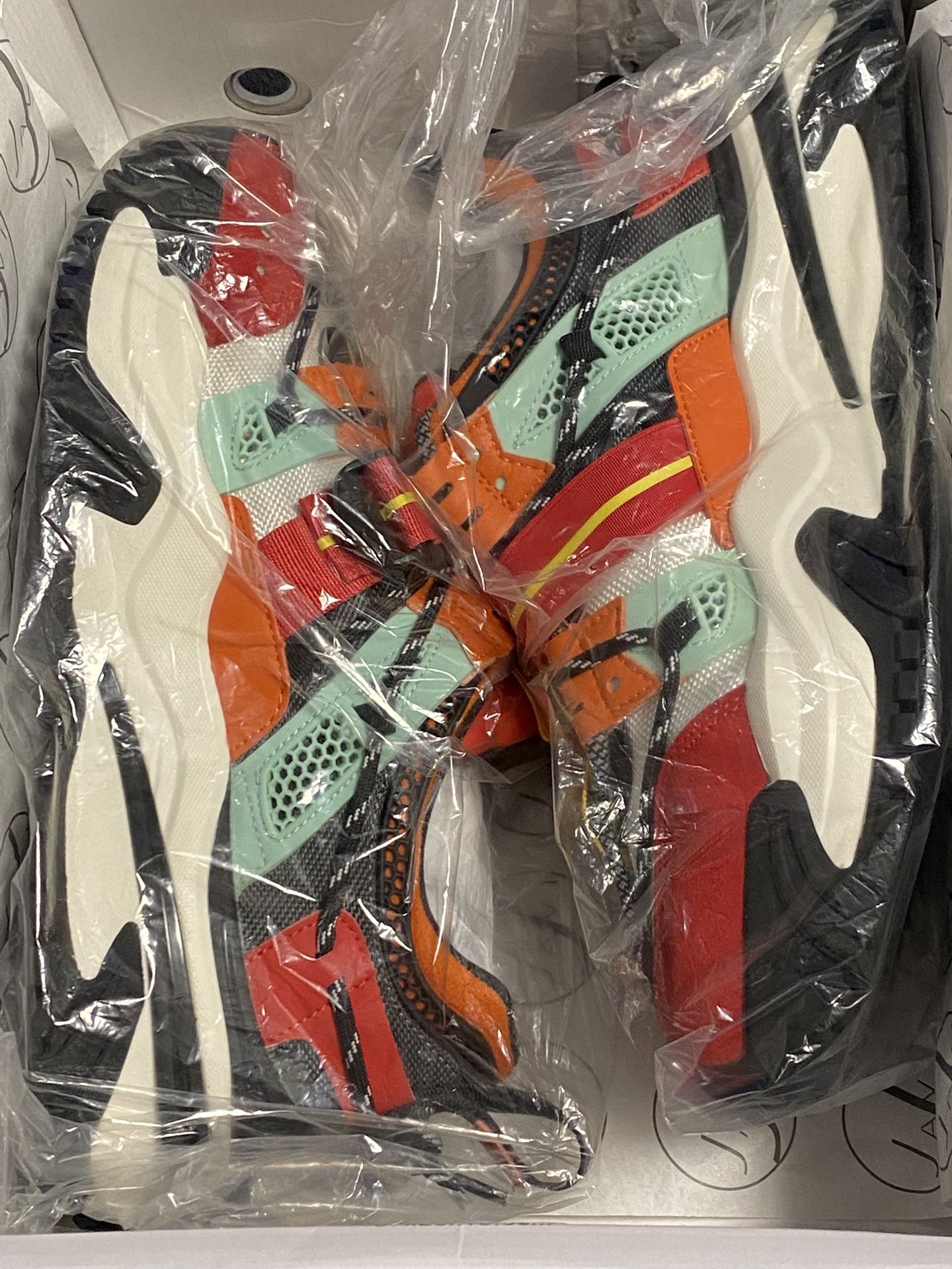 JAVI BRAND NEW SIZE 11