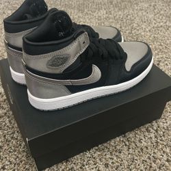Retro Jordan 1 “Satin Shadow”
