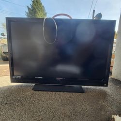 42" Vizio TV