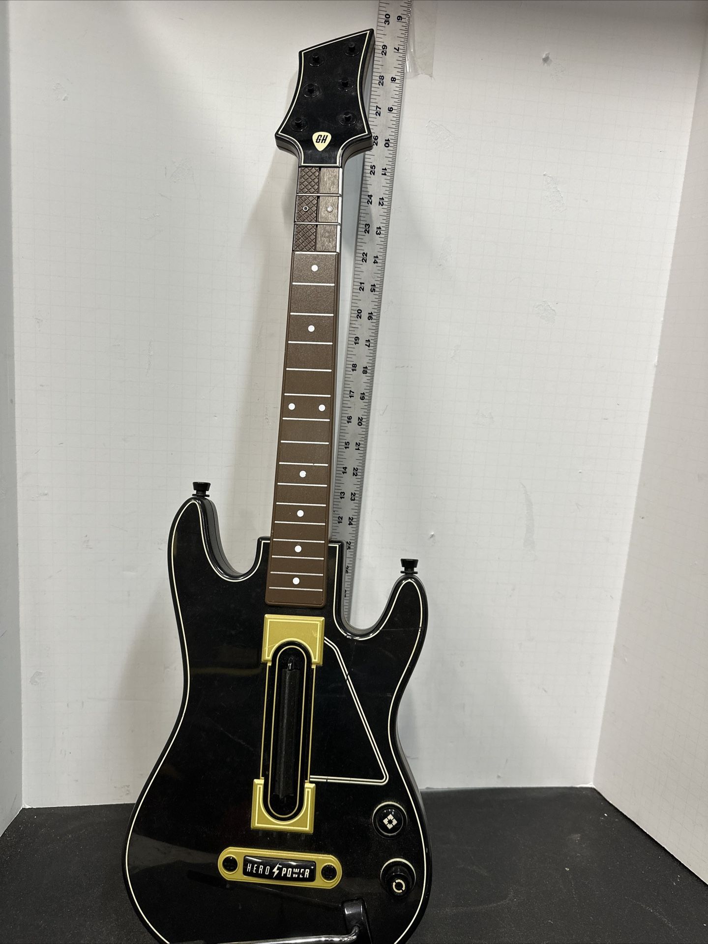 PS4 Guitar Hero Live Wireless Guitar - WITH DONGLE, No Strap #P
