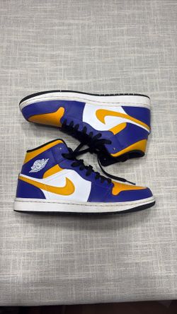 Jordan 1 Mid