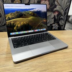 2021 14” MacBook Pro M1 Pro 16GB Ram 512SSD! Like new!