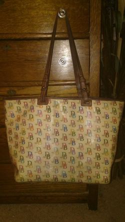 Authentic Dooney & Bourke Signature Handbag